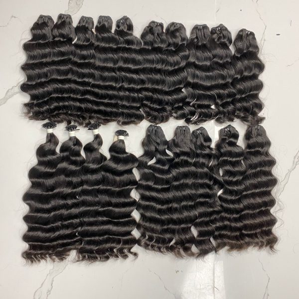Loose curly bundles