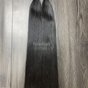 Alternative view of Tape ins extension Straight bundles