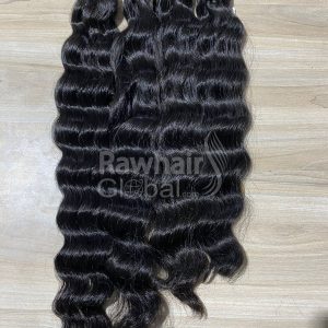 Alternative view of Loose wavy Double weft bundles