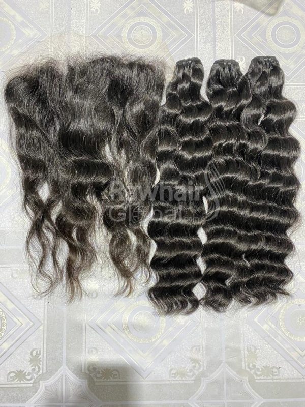 Loose wavy 3 bundles and 1 frontal 13x6 HD lace