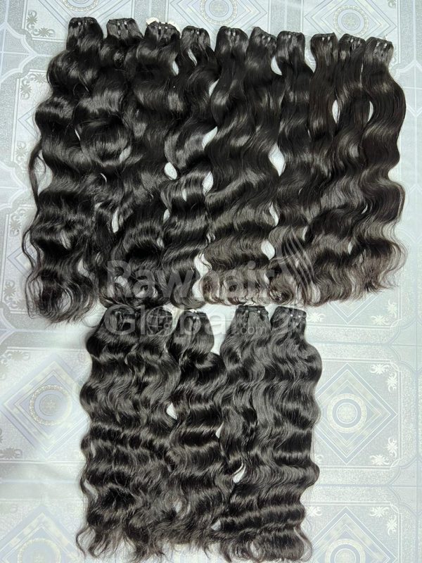 Natural wavy Vietnamese human hair