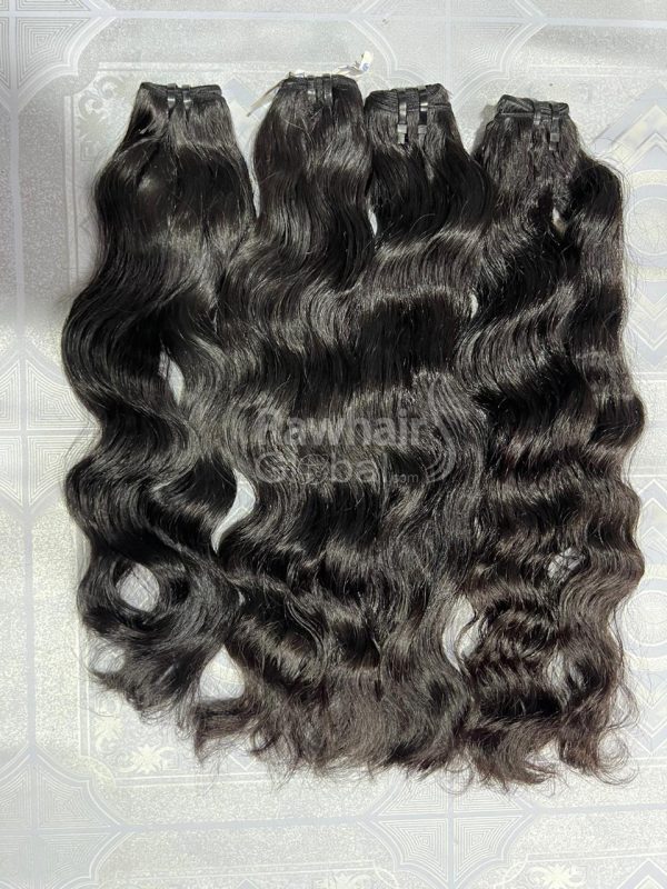 Natural wavy Vietnamese human hair 4 bundles