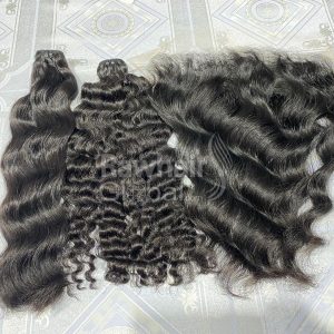 Loose wavy and Burmese curly